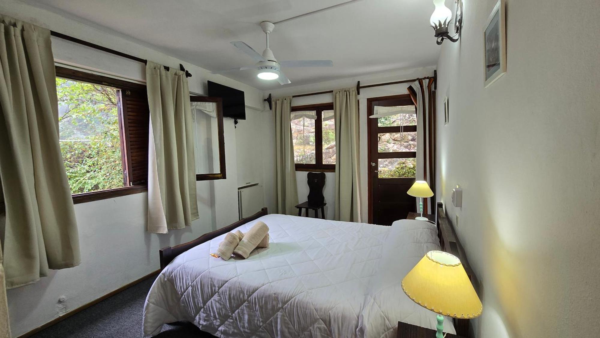 Hotel Panorama La Cumbrecita Extérieur photo